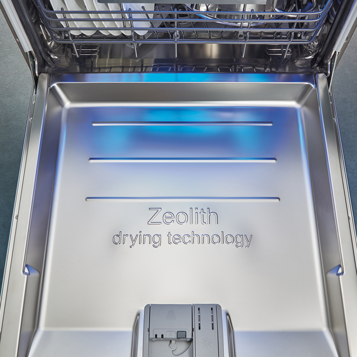 Zeolith Trocknen – Für glänzende Spülergebnisse bei Schick Elektrotechnik in Wiesenttal